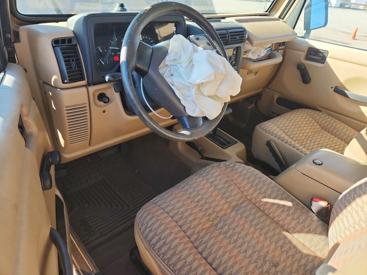 Jeep Wrangler Sport