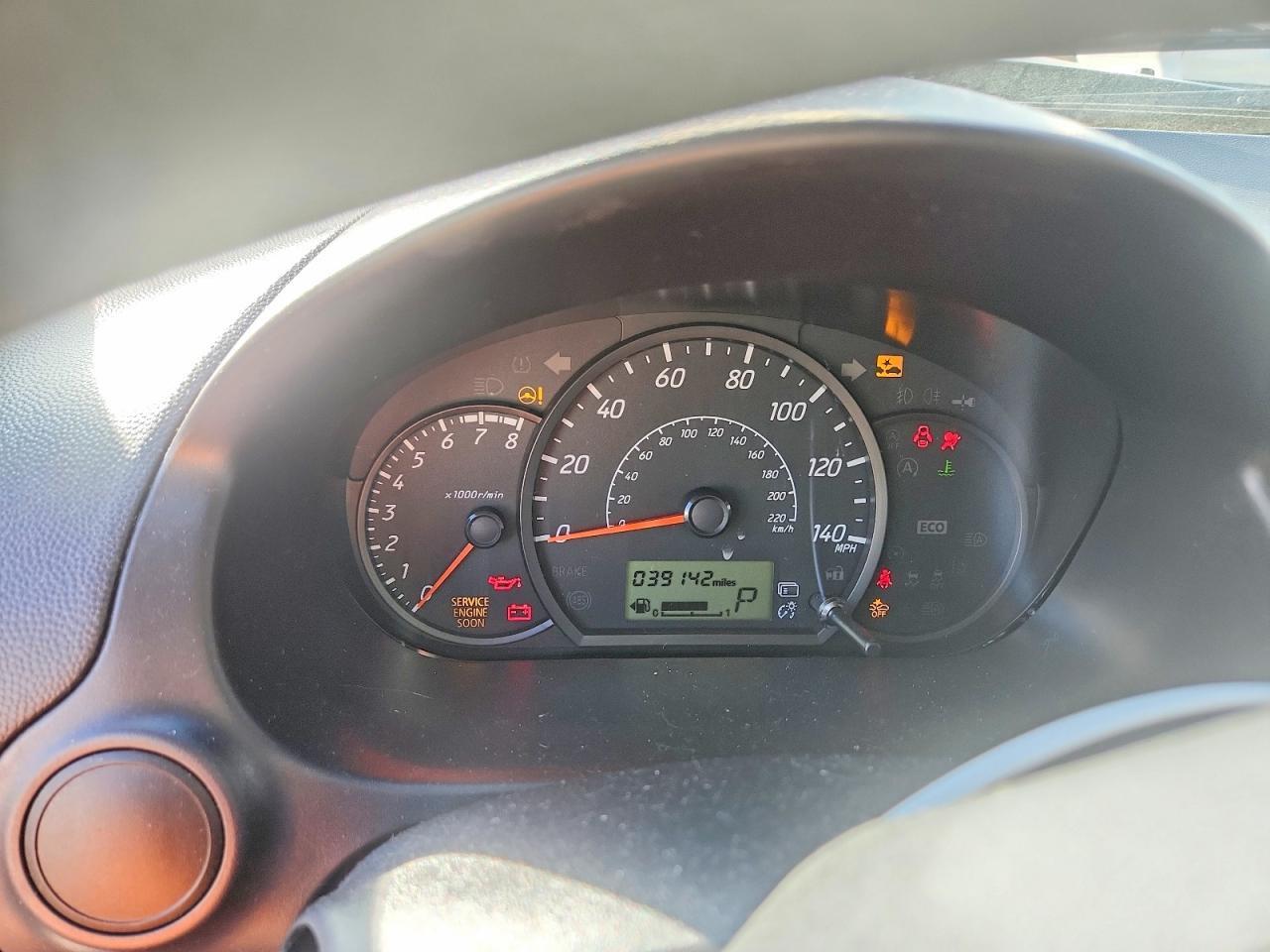 Mitsubishi Mirage Es