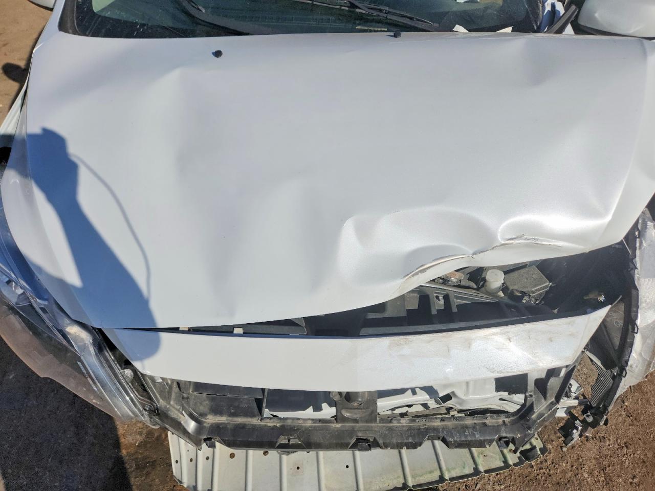 Mitsubishi Mirage Es