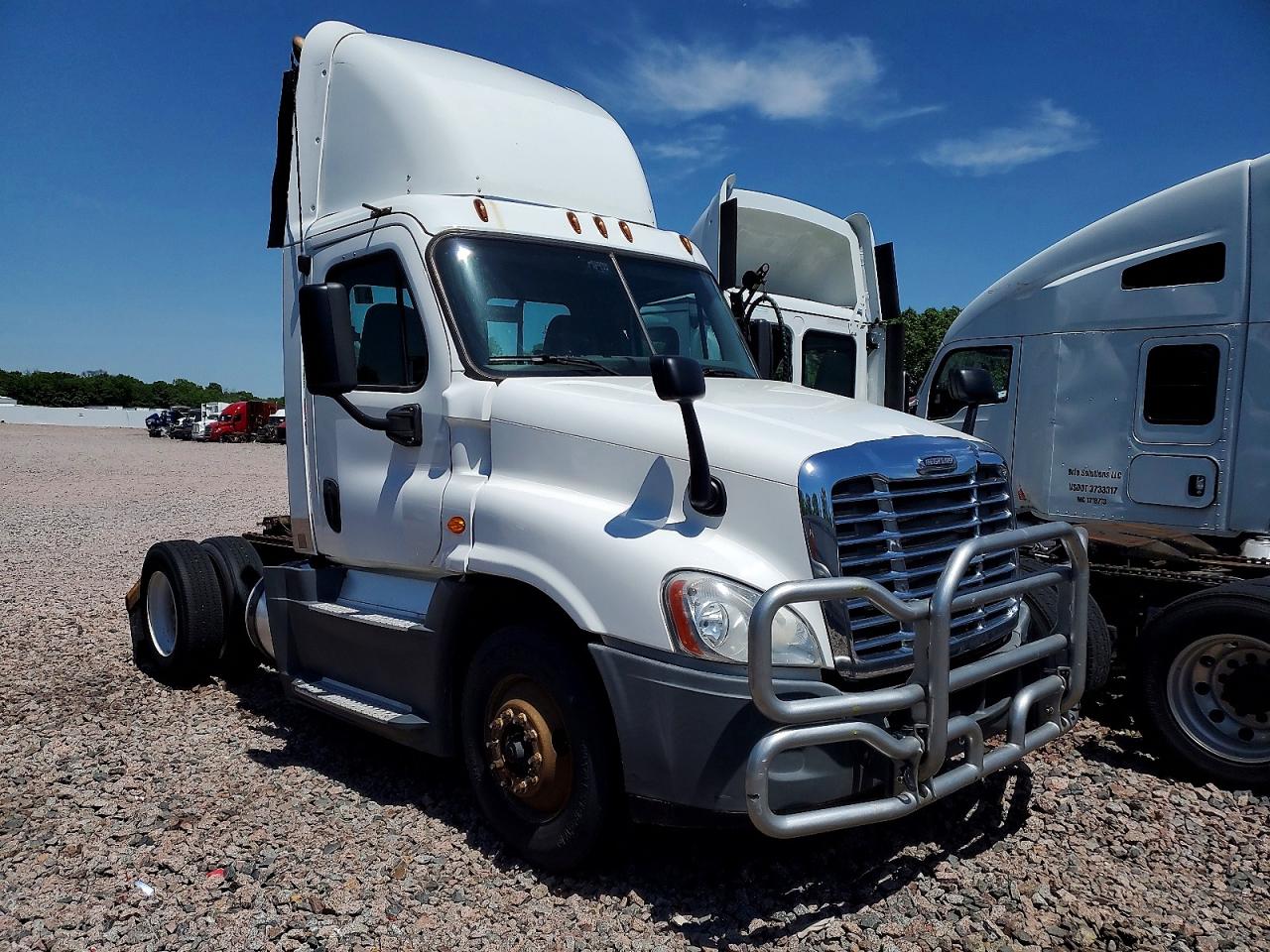 Salvage Freightliner Cascadia 125 Image