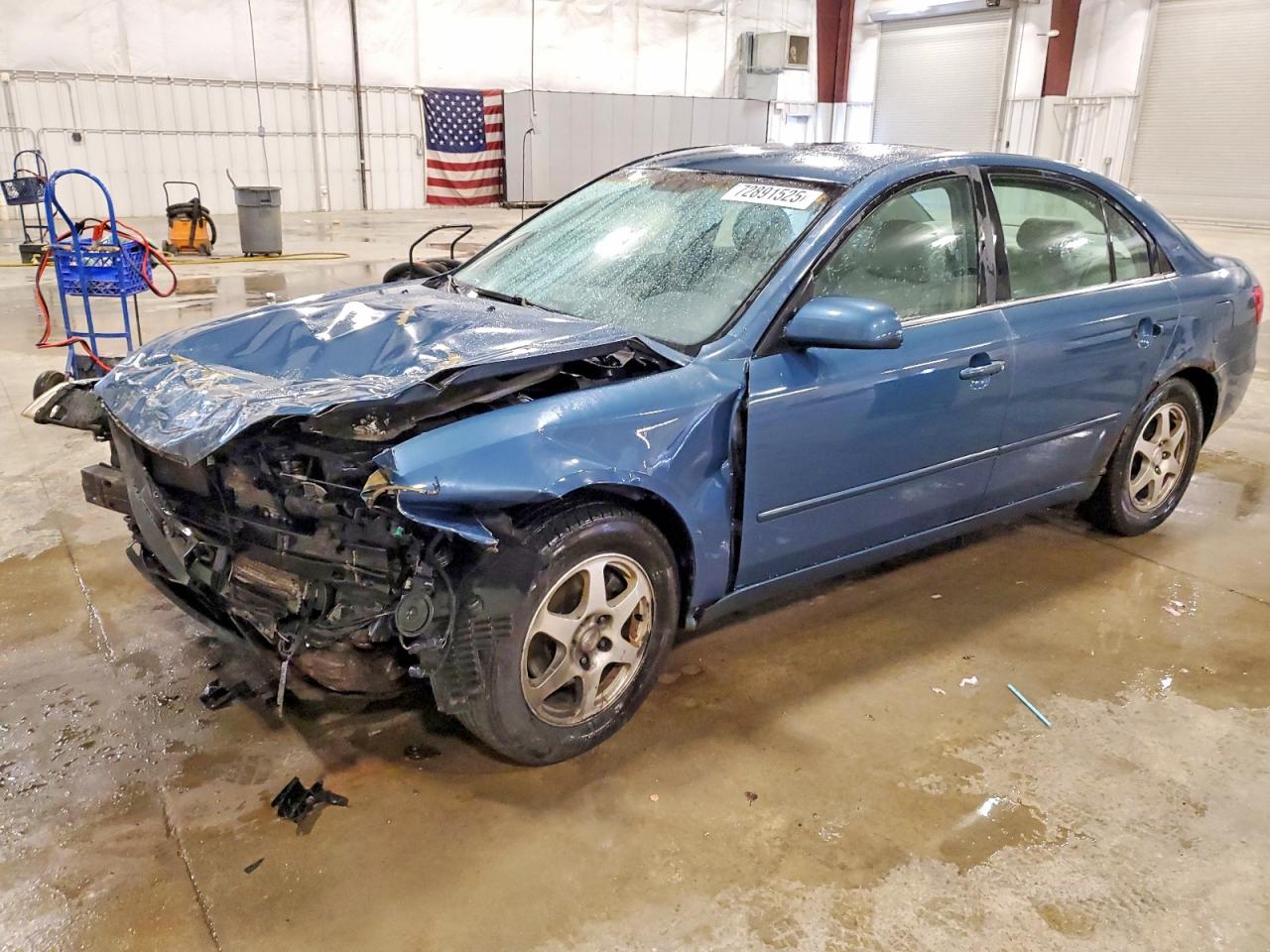 Salvage Hyundai SONATA Image