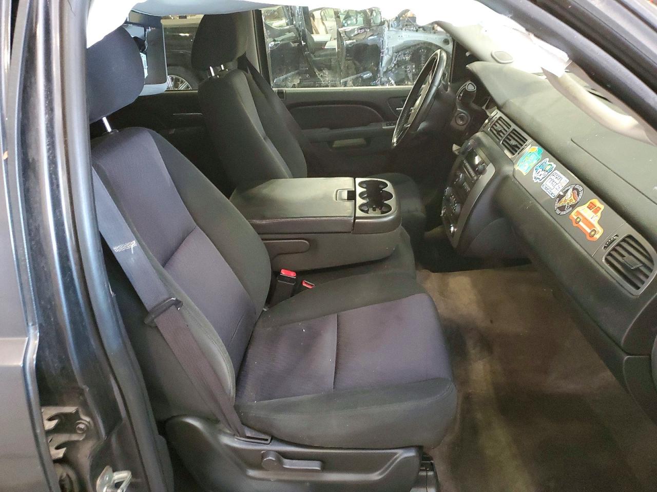 Chevrolet Suburban C1500 Ls
