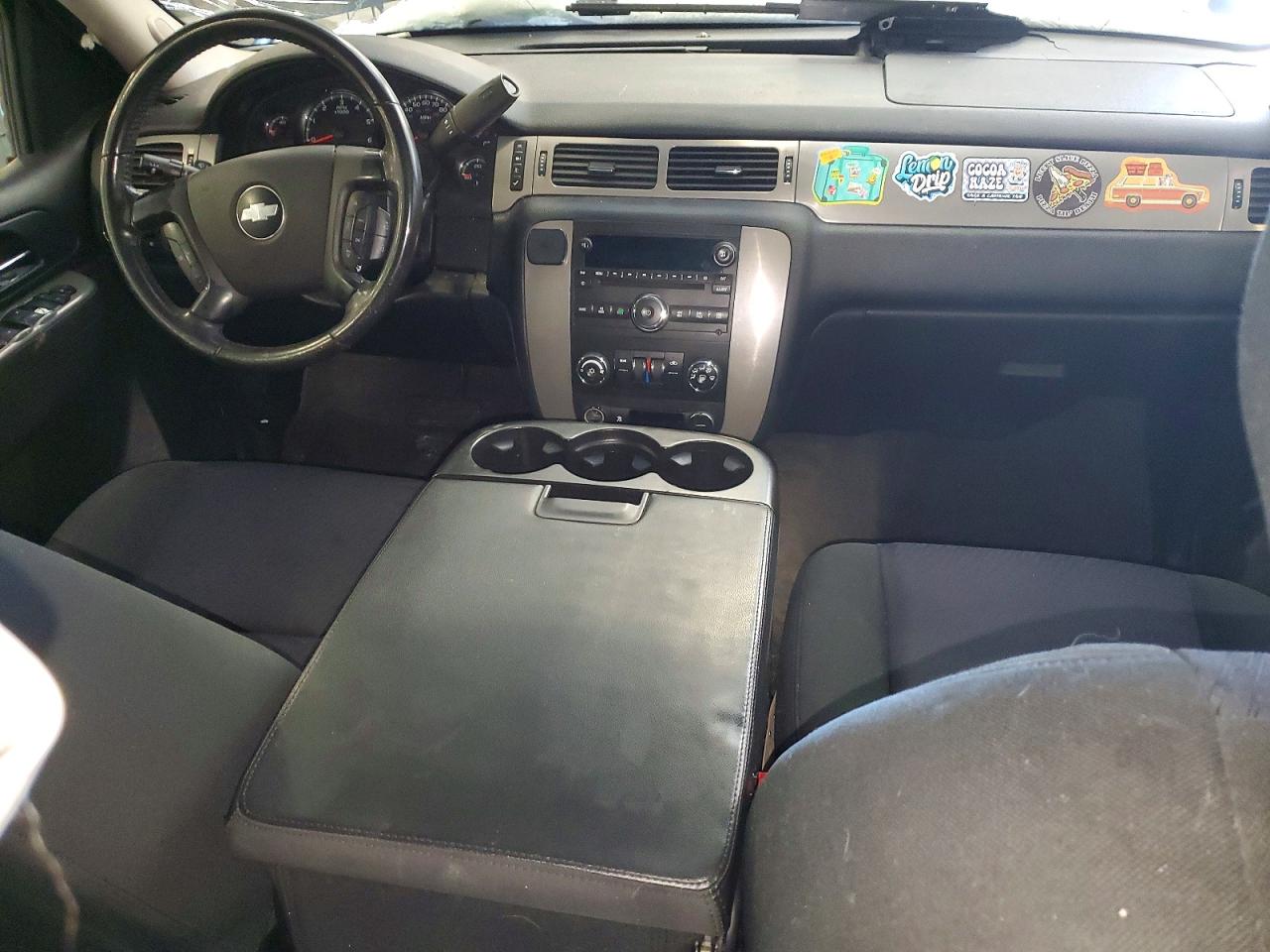 Chevrolet Suburban C1500 Ls