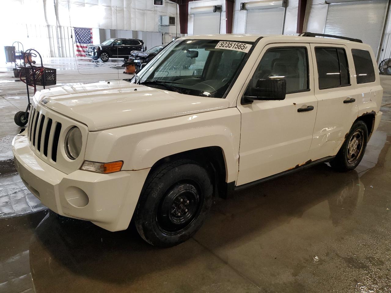 Salvage Jeep Patriot Image