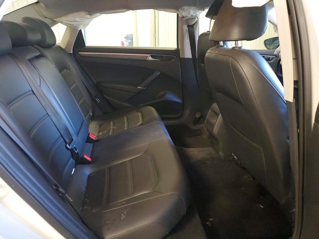 Volkswagen Passat R-line