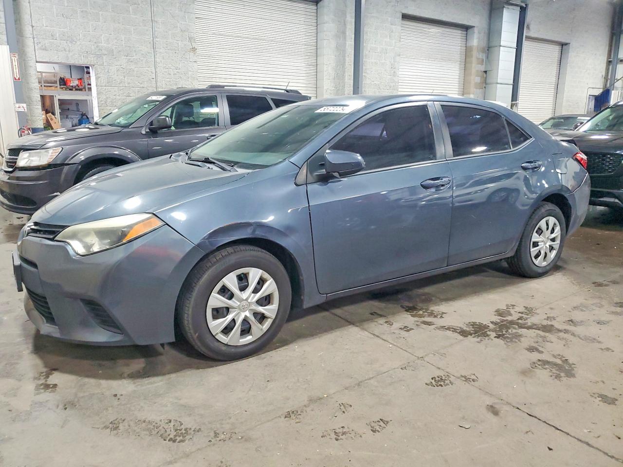 Salvage Toyota Corolla Image