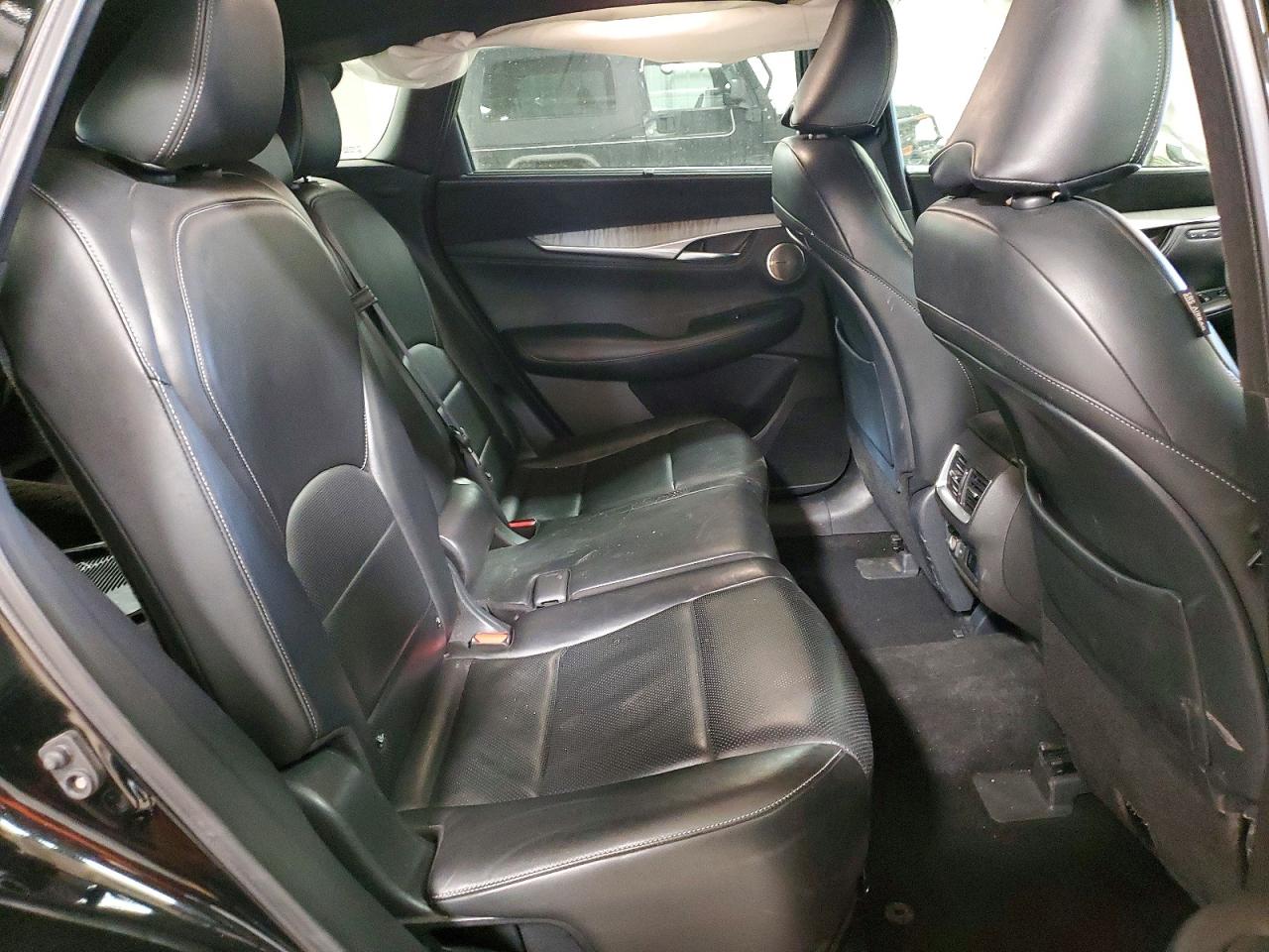 INFINITI Qx Essential