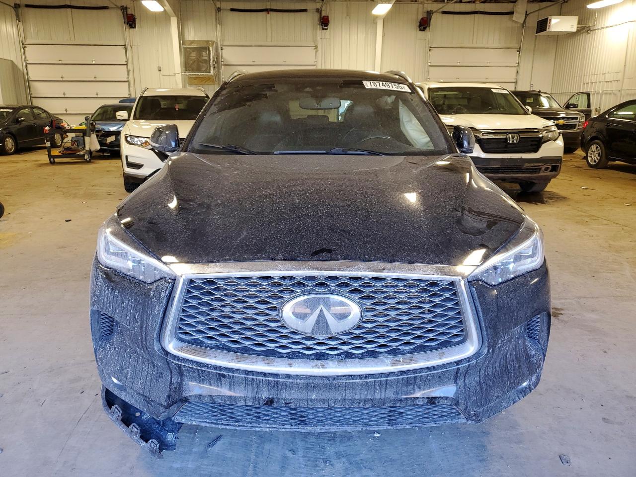 INFINITI Qx Essential