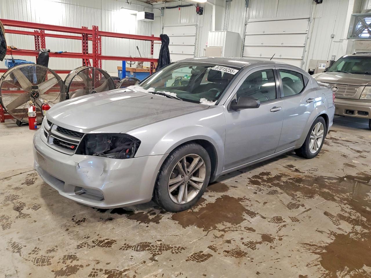 Salvage Dodge Avenger Image