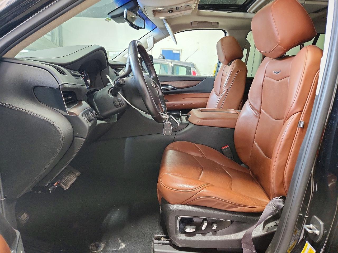 Cadillac Escalade Esv Luxury