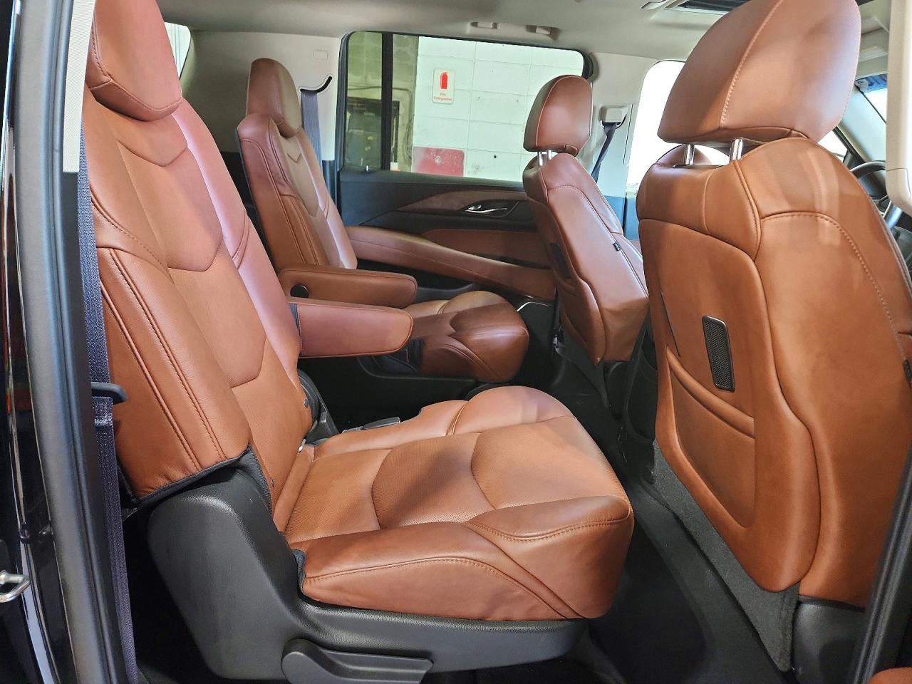 Cadillac Escalade Esv Luxury