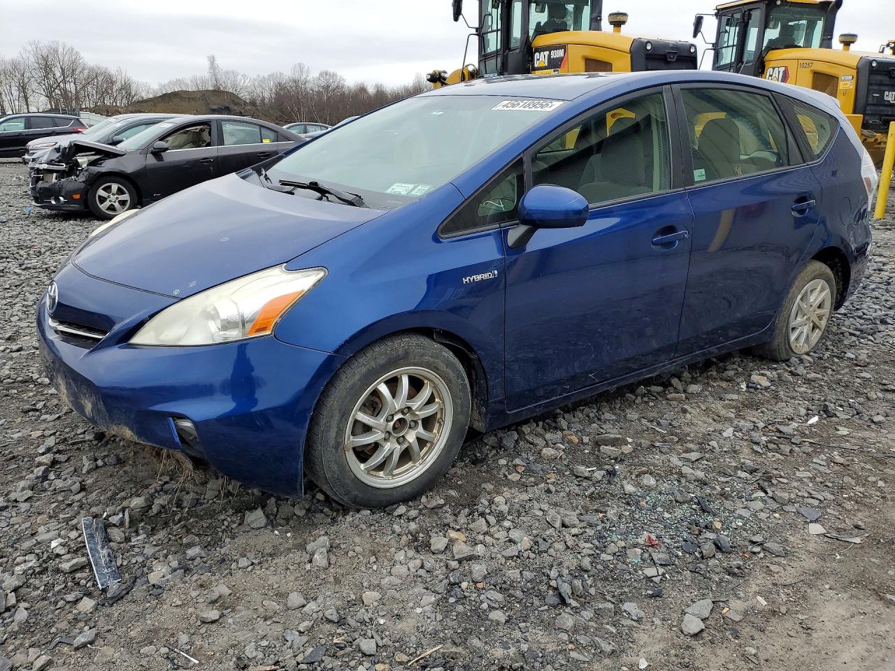 Salvage Toyota Prius Image