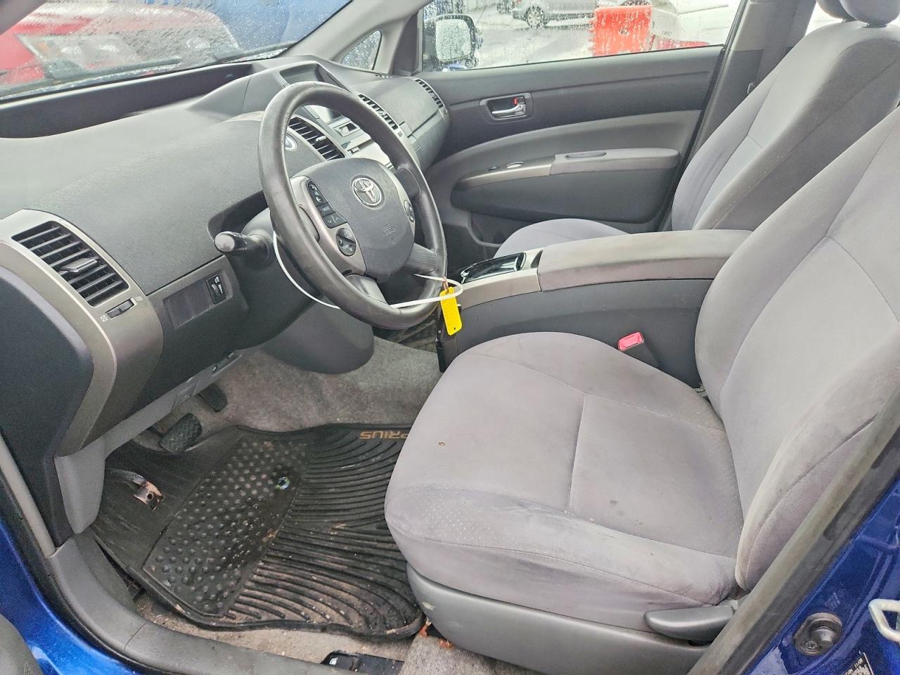 Toyota Prius Base