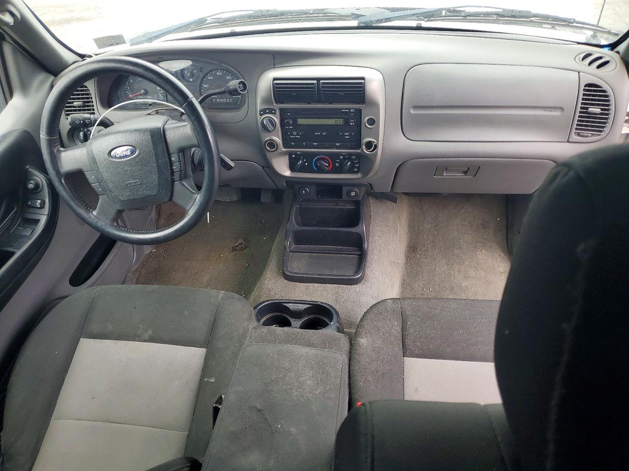 Ford Ranger Super Cab