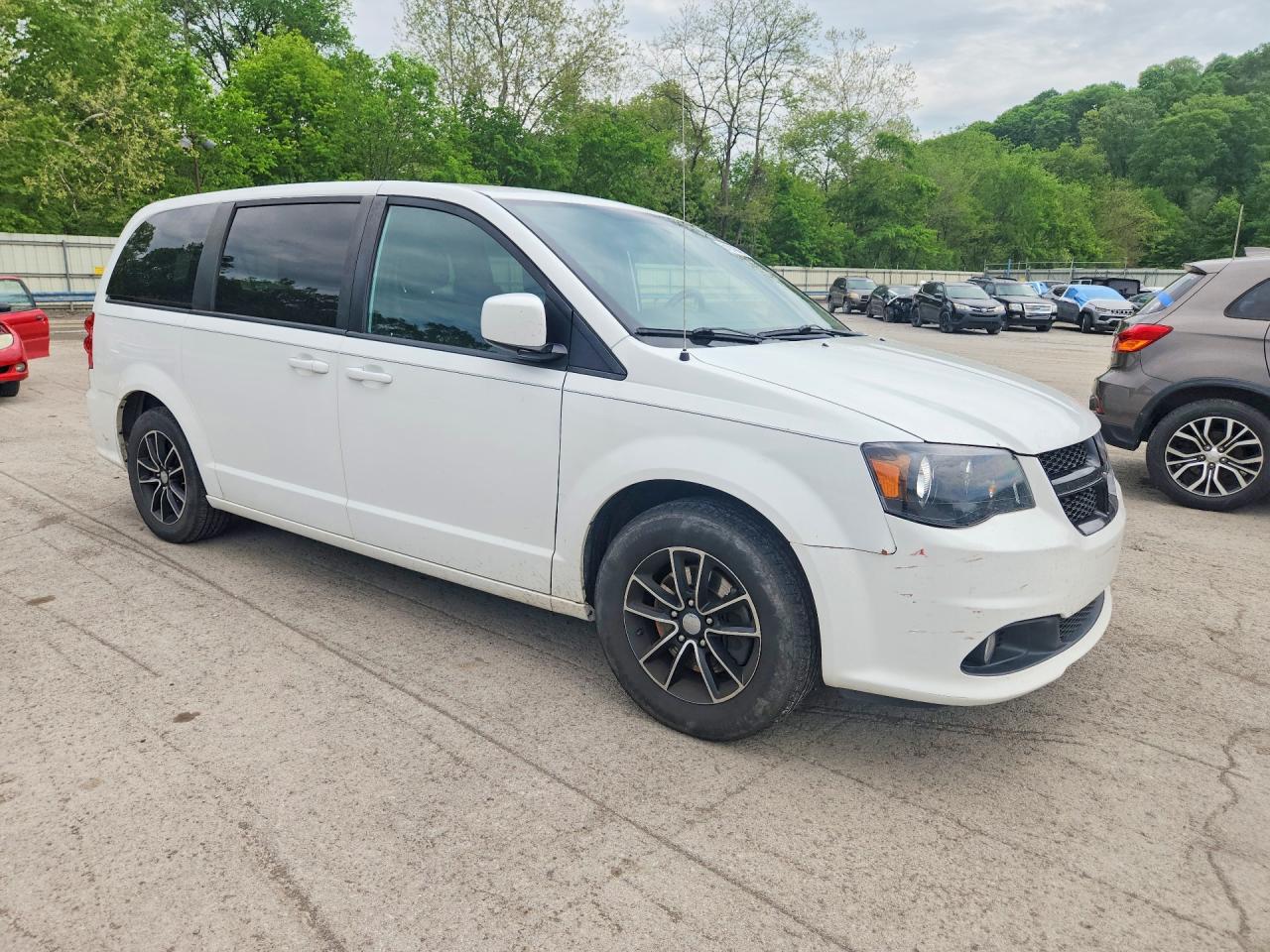Dodge Caravan Se