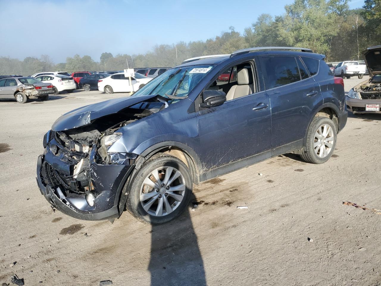 Salvage Toyota RAV4 Image