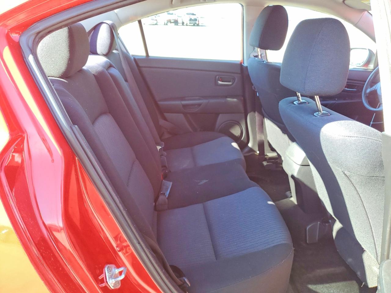 Mazda 3 I