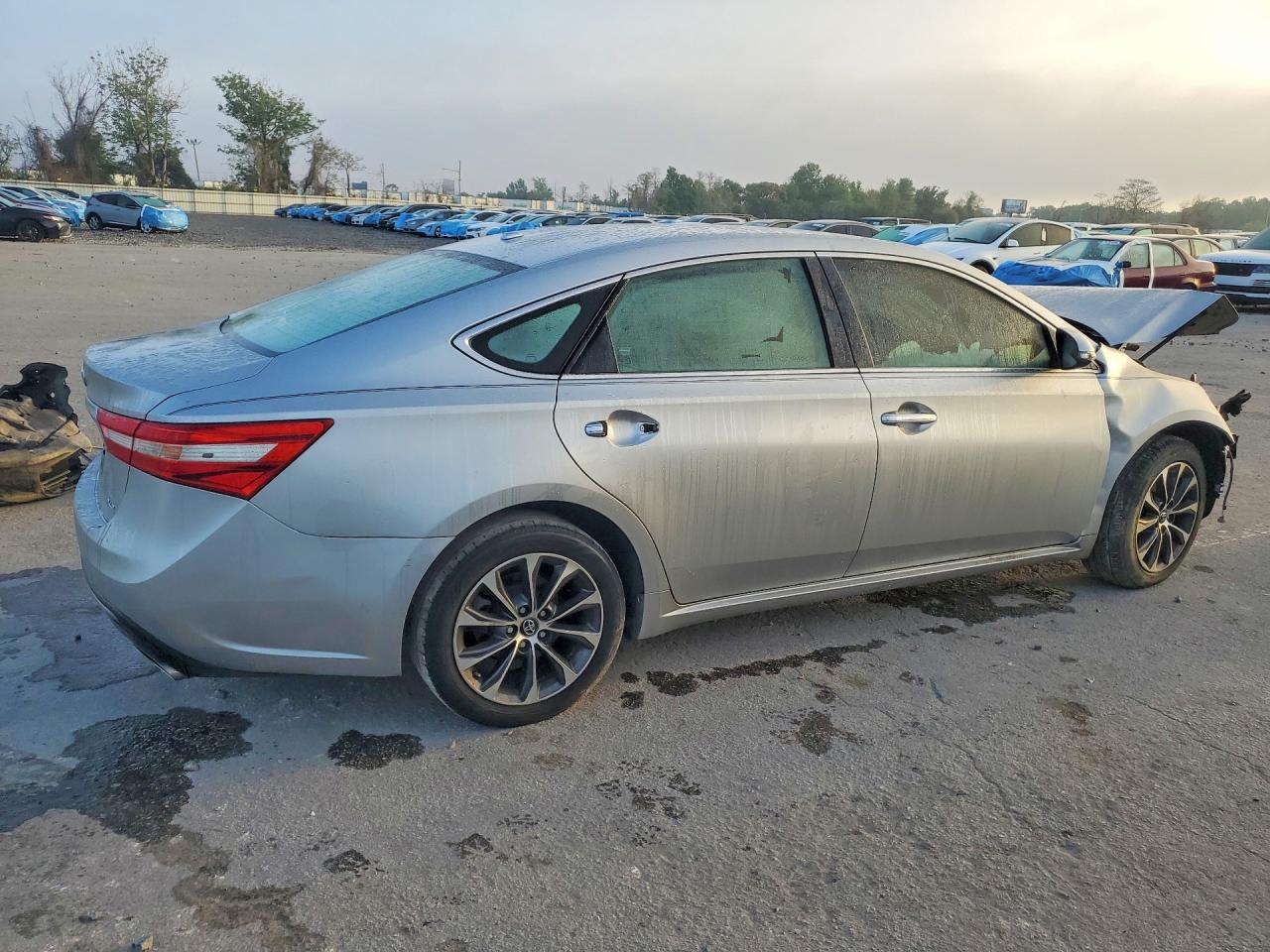 Toyota Avalon Xle