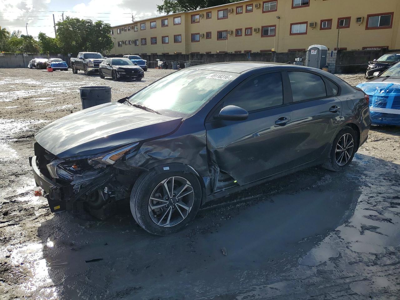 Salvage Kia Forte Image