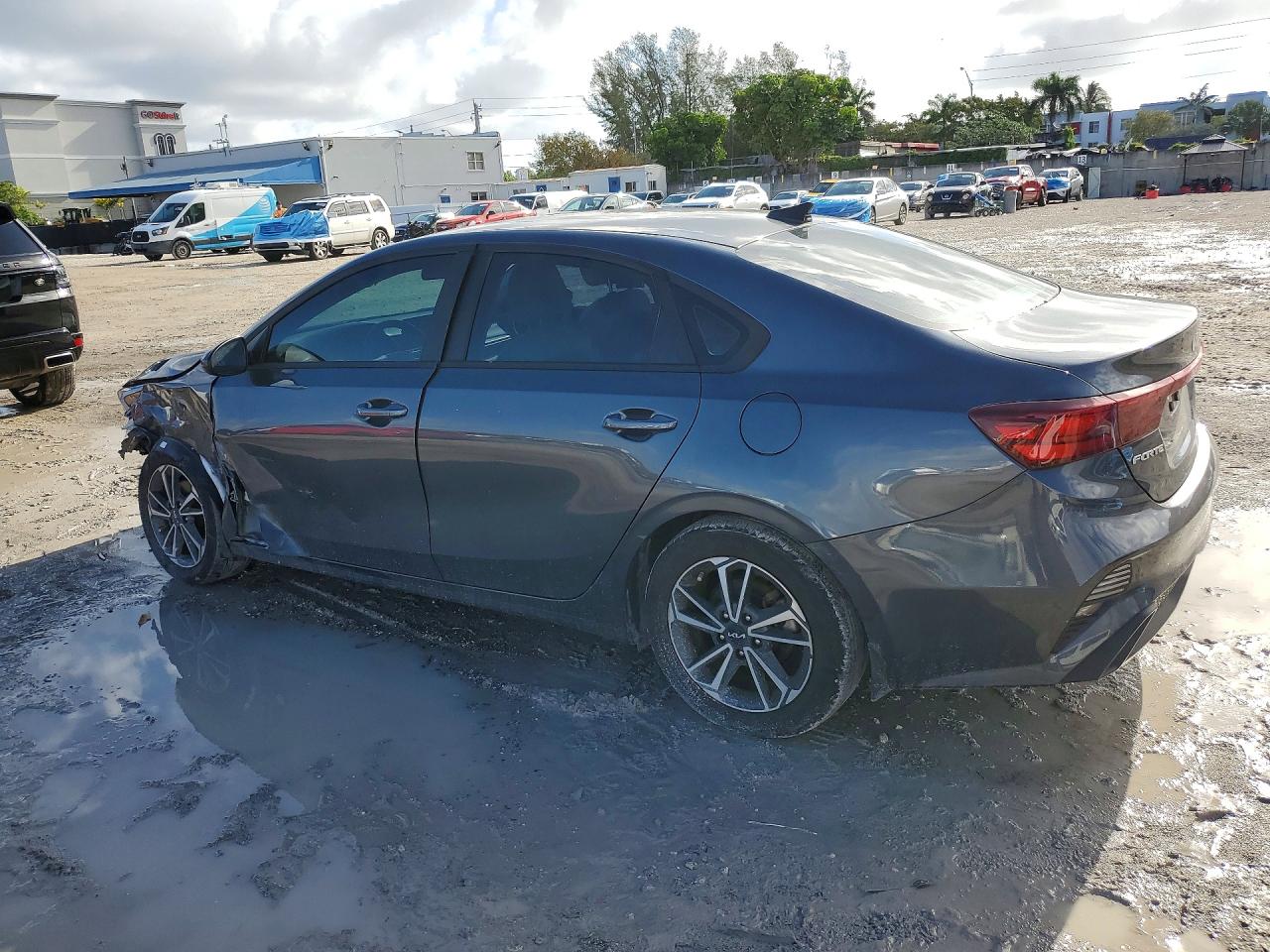 Kia Forte Lxs