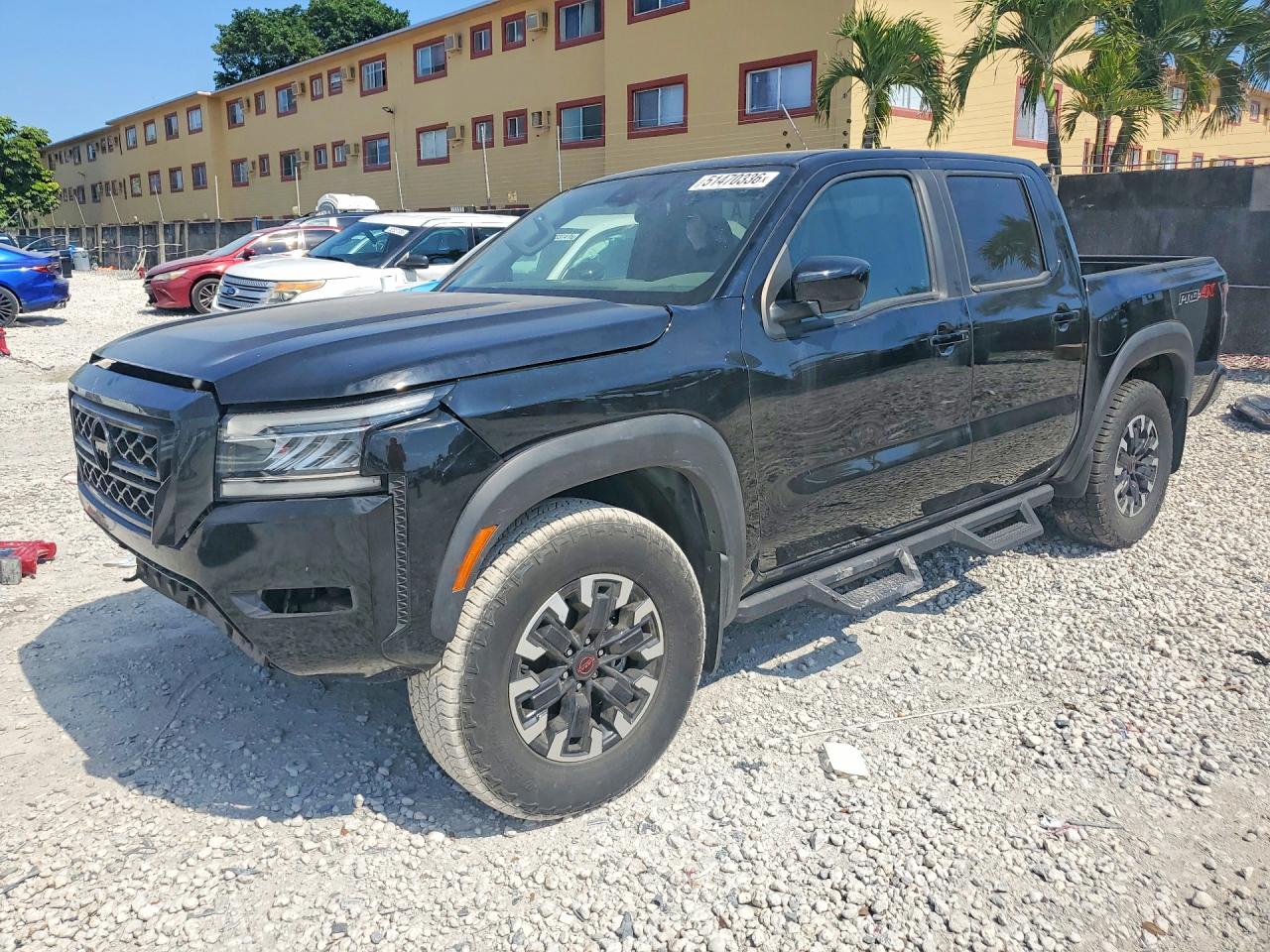 Salvage Nissan Frontier Image