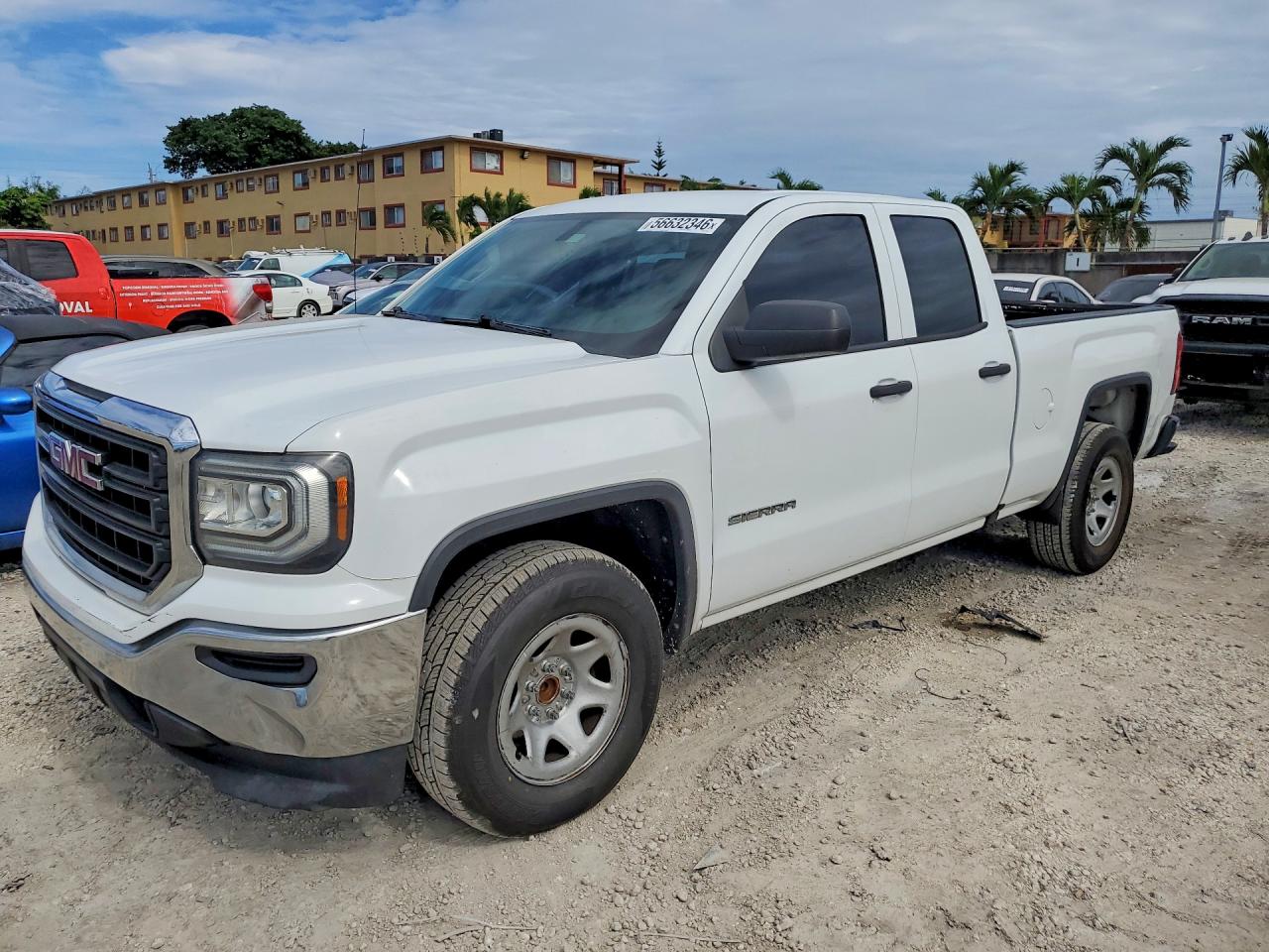 Salvage GMC Sierra Image