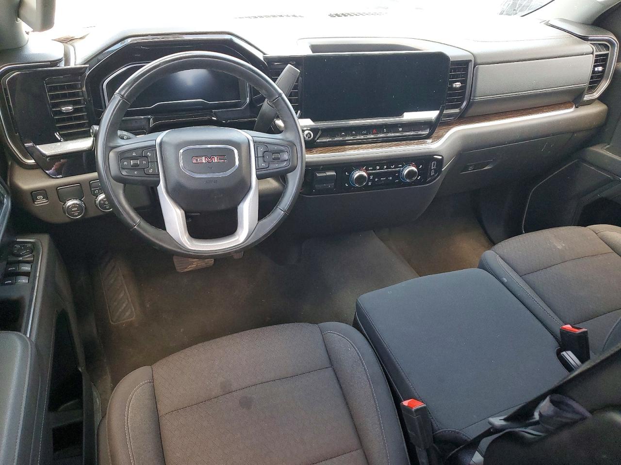 GMC Sierra C1500 Elevation