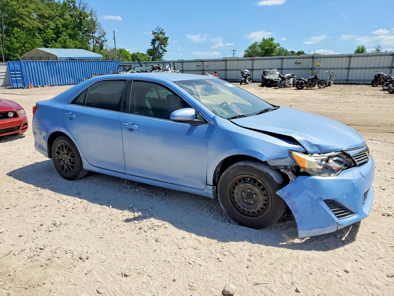 Toyota Camry L