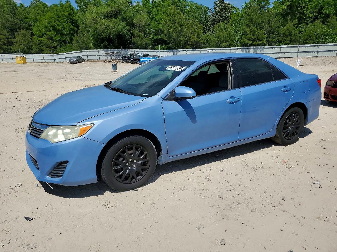 Salvage Toyota Camry Image