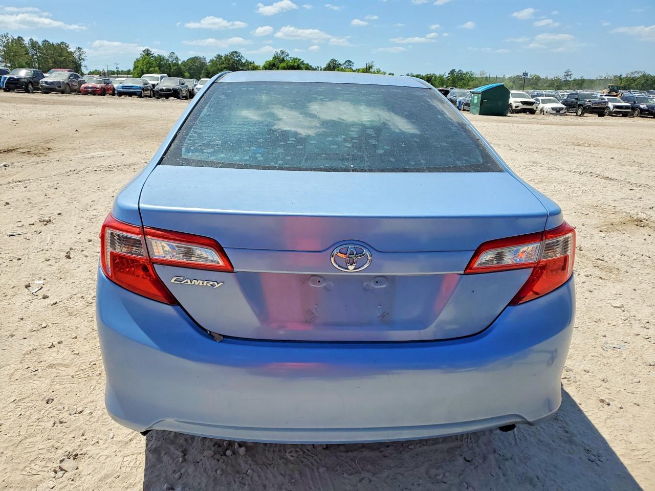 Toyota Camry L
