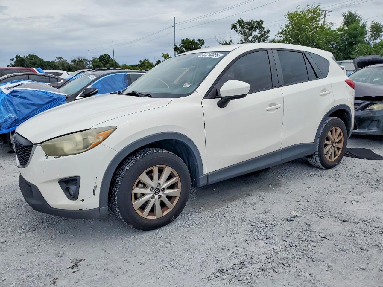 Salvage Mazda Cx Image