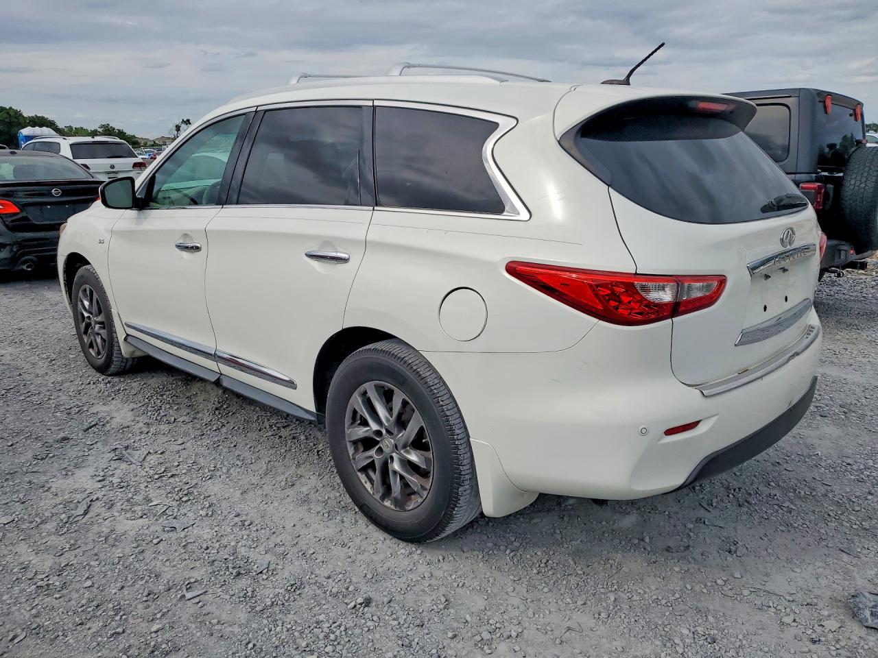 INFINITI Qx Base