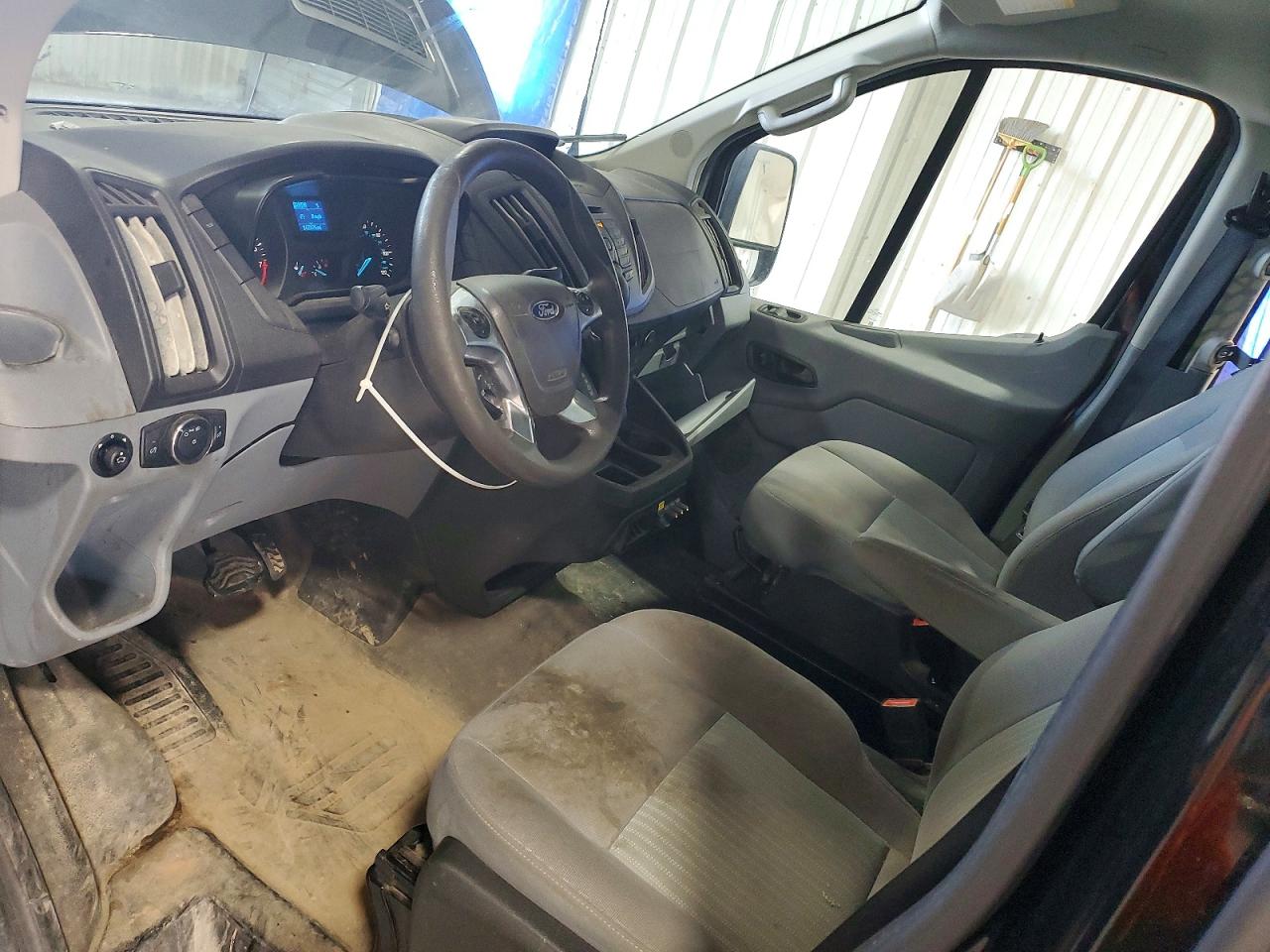 Ford Transit T-150