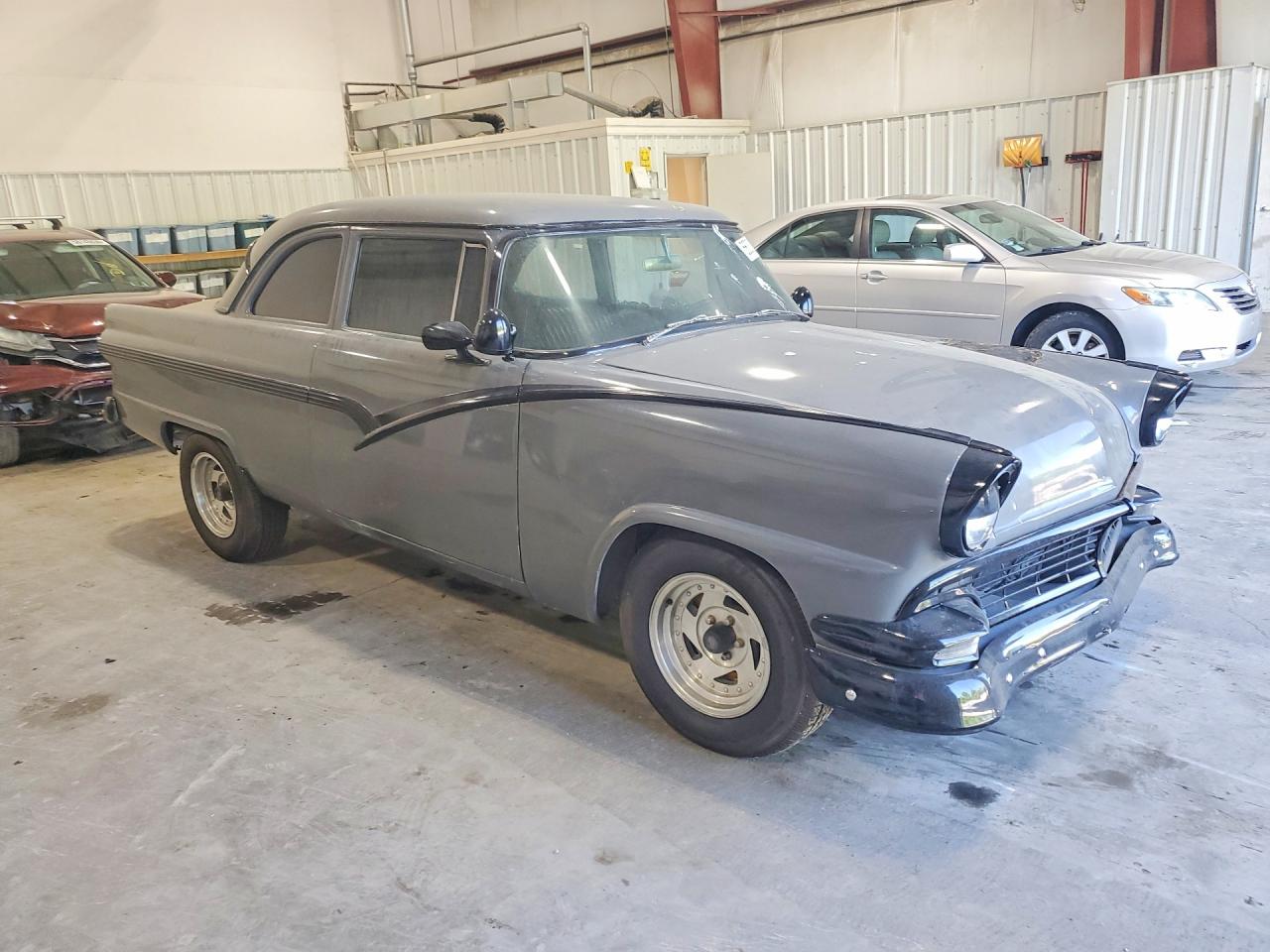 Ford Fairlane