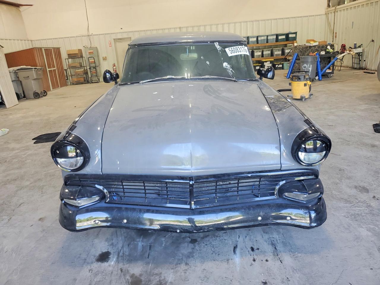 Ford Fairlane