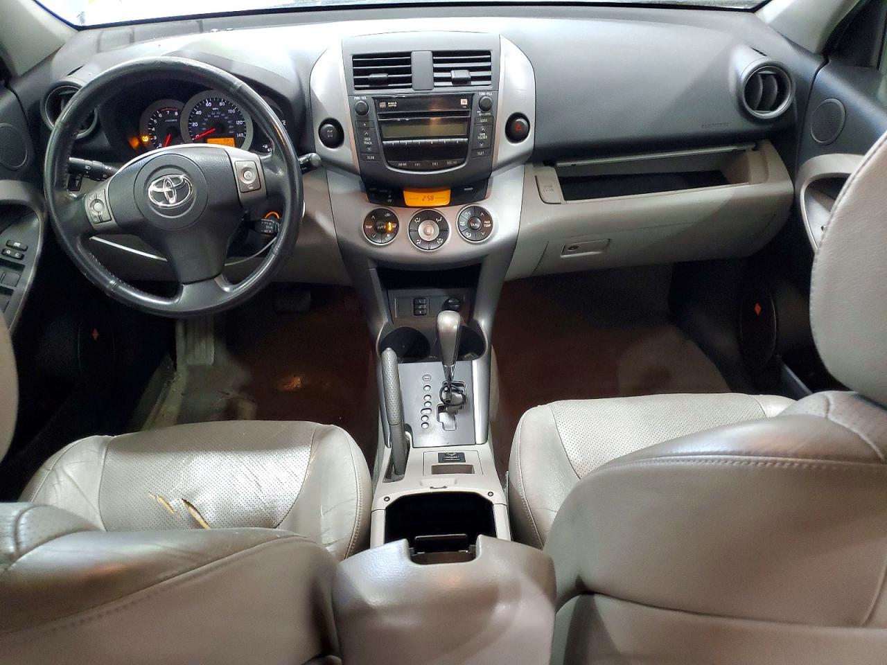 Toyota RAV4 Limited