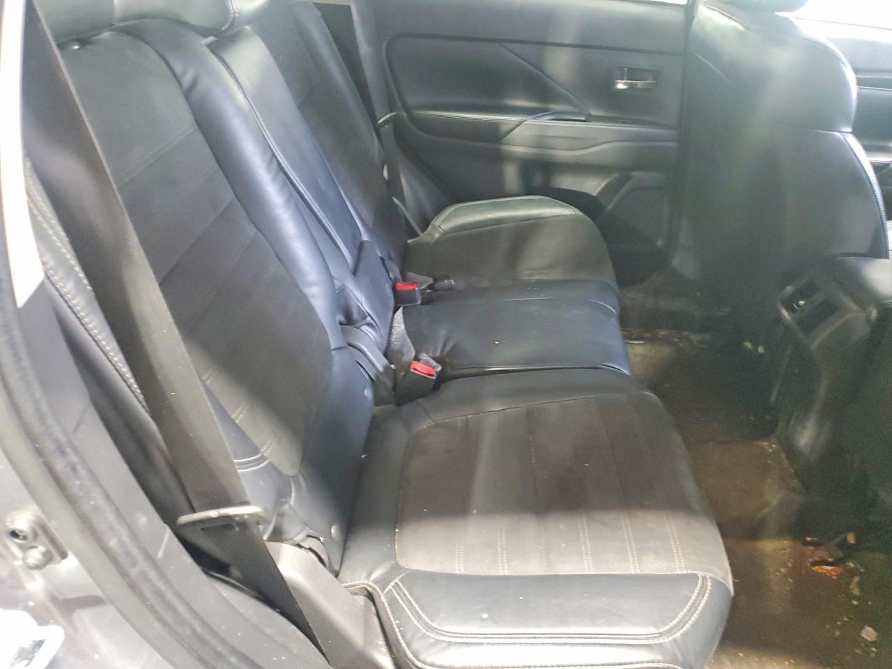Mitsubishi Outlander Se