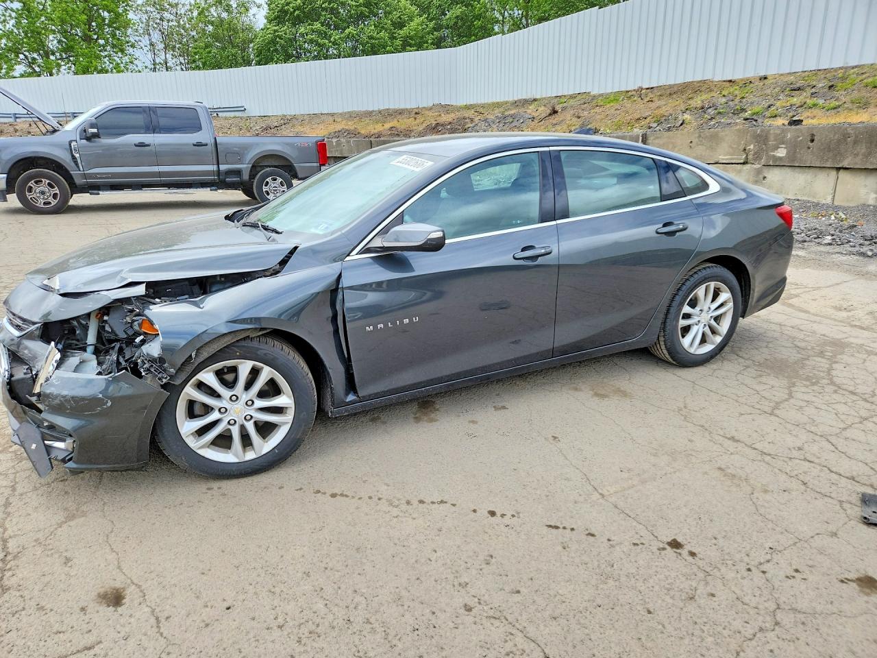 Salvage Chevrolet Malibu Image