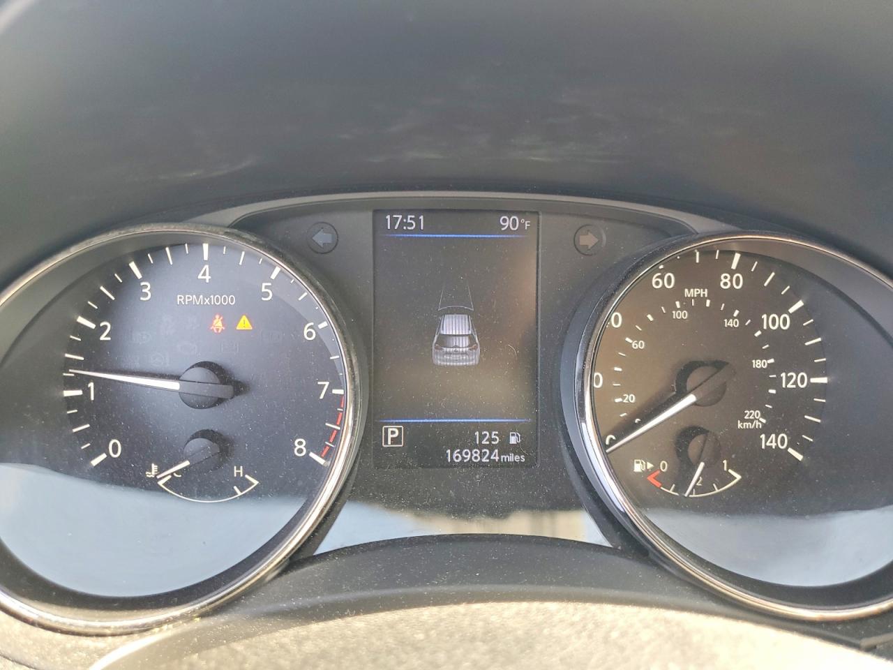 Nissan Rogue S