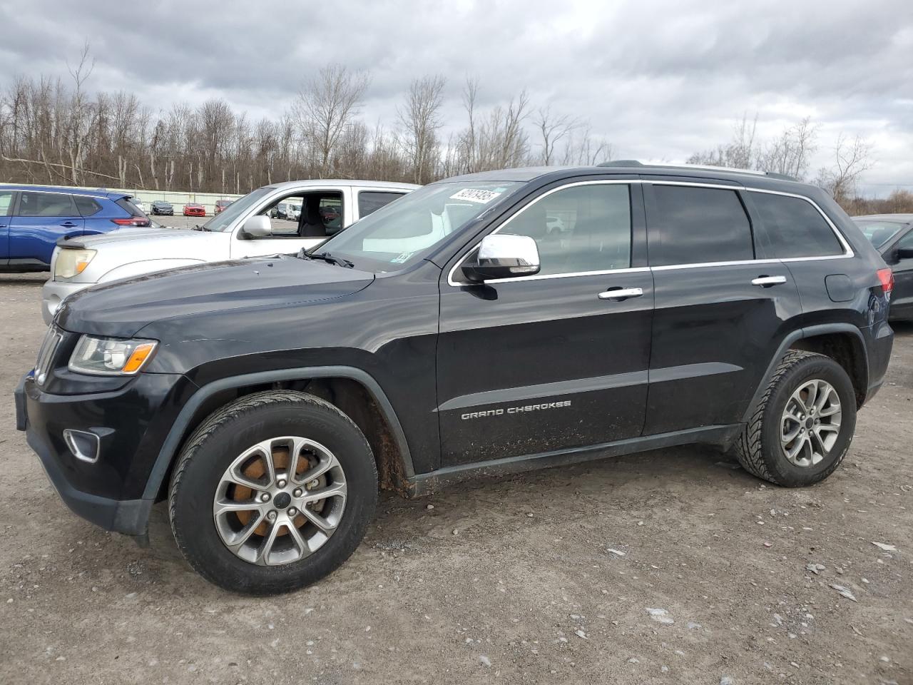 Salvage Jeep Grand Cherokee Image