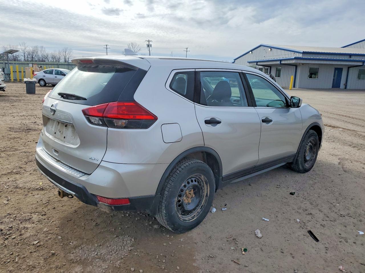 Nissan Rogue S