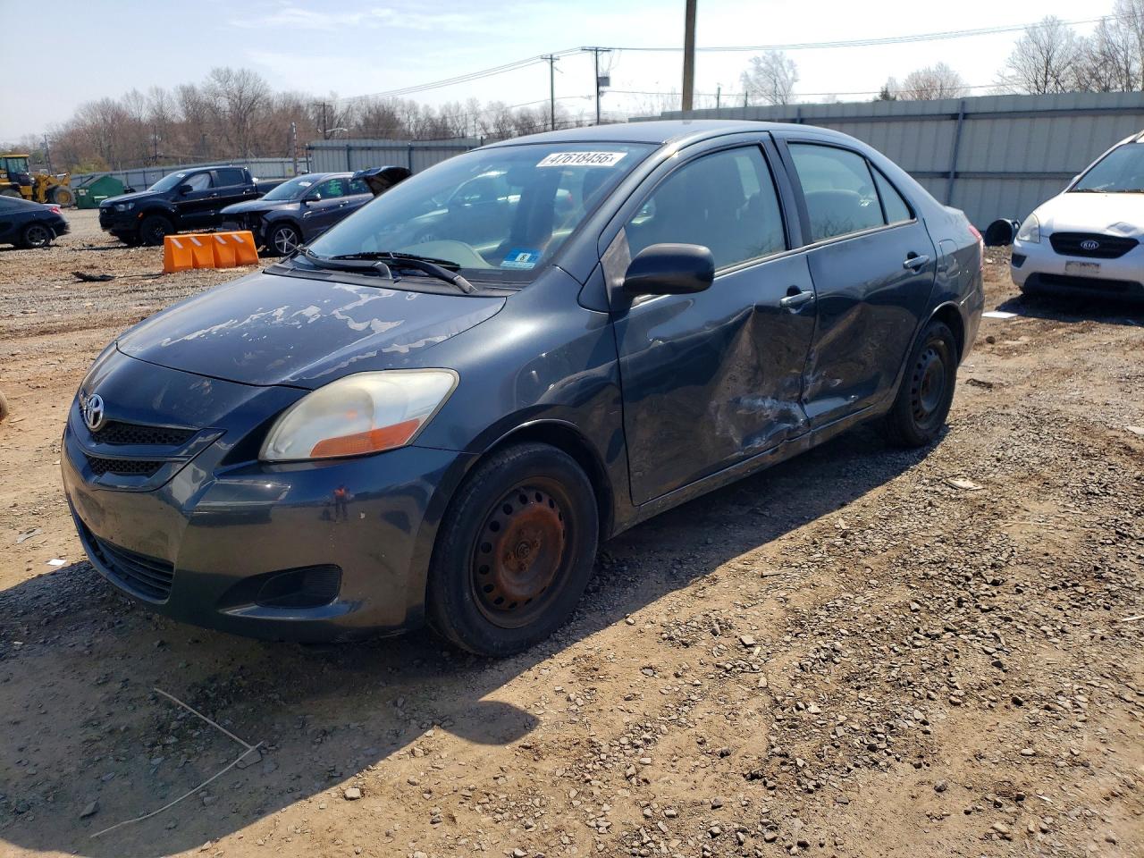 Salvage Toyota Yaris Image