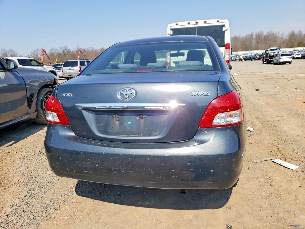 Toyota Yaris Base