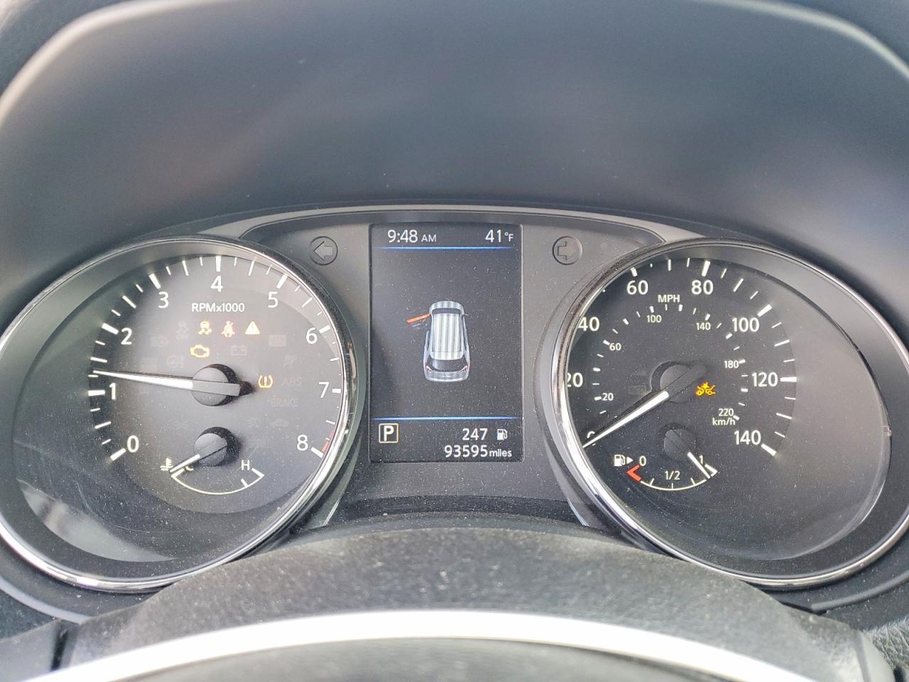 Nissan Rogue S