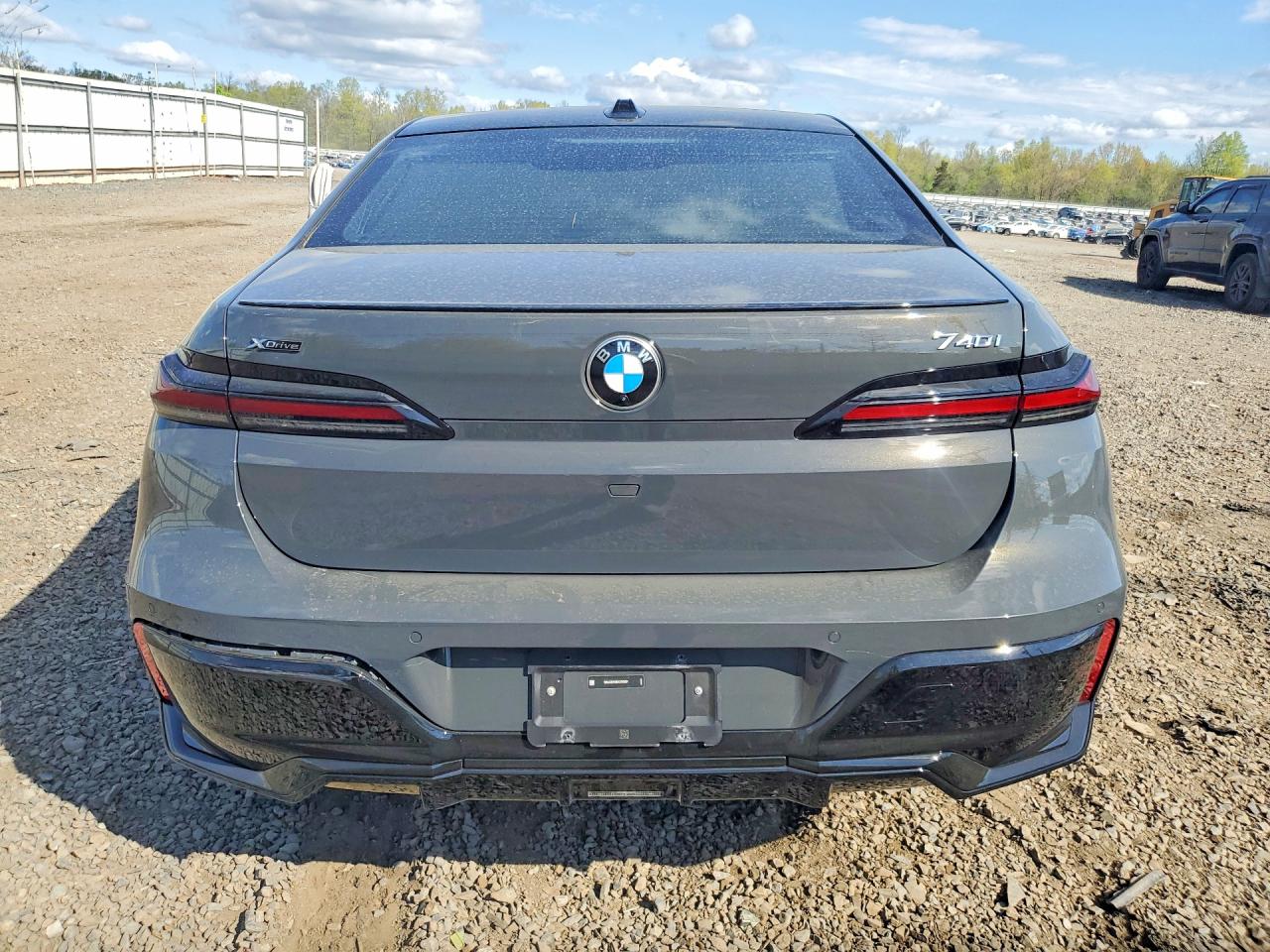 BMW 7 Series Xi