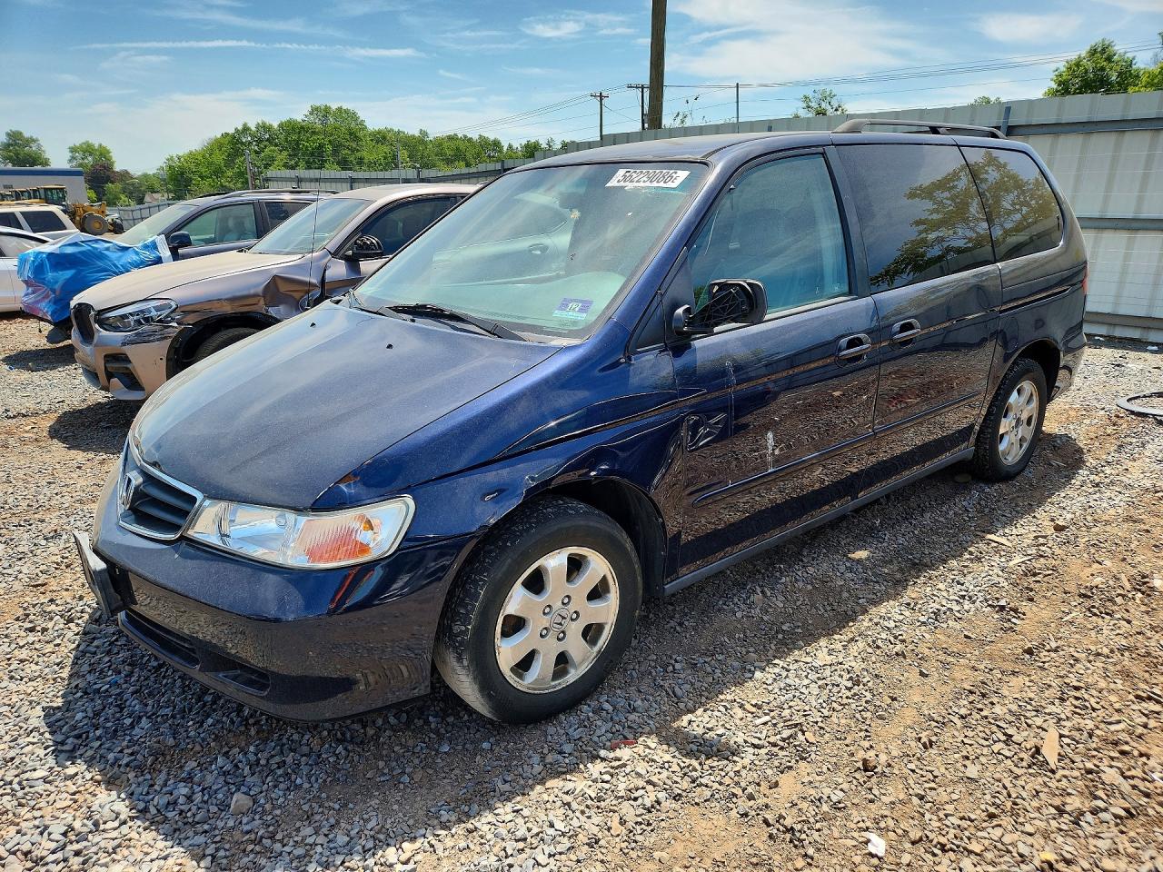 Salvage Honda Odyssey Image