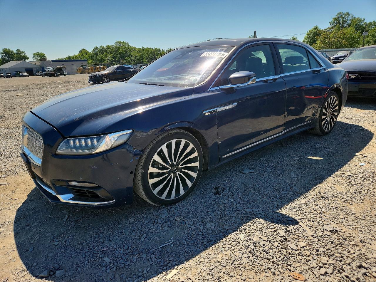 Salvage Lincoln Continental Image