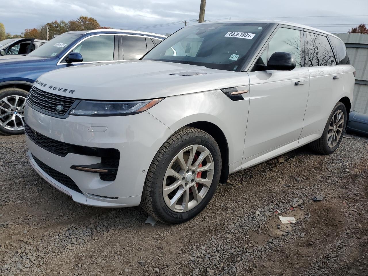 Salvage Land Rover Range Rover Image