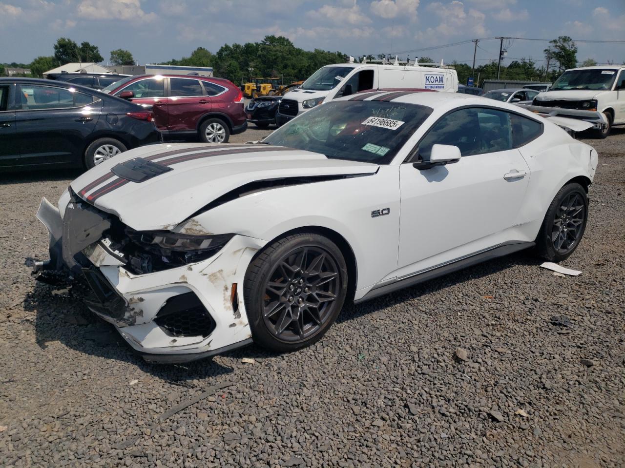 Salvage Ford Mustang Image