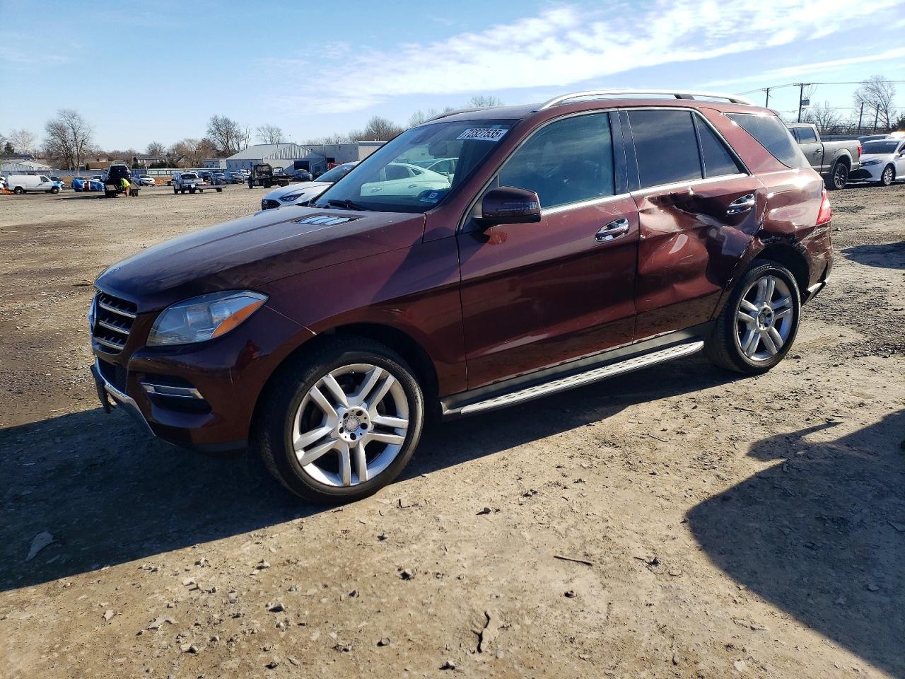 Salvage Mercedes-Benz M-Class Image